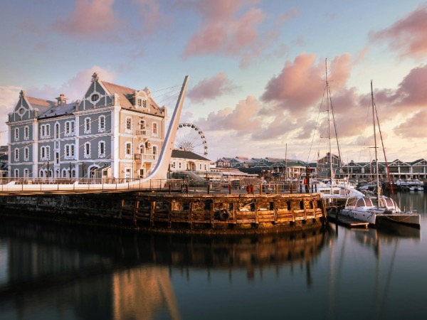 Summer dining: best food spots at V&A Waterfront